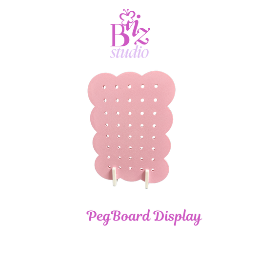 Retro 3D Pegboard Display