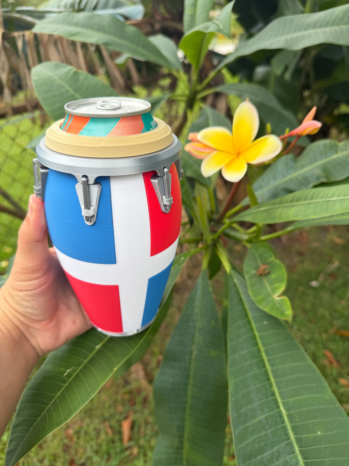 Dominican 3D Conga Can Cooler Holder
